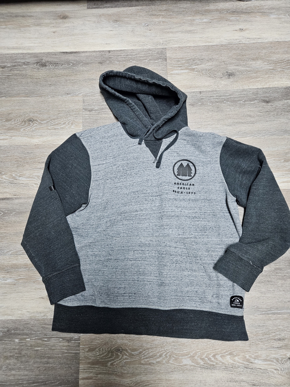 American Eagle Outfitters Two-Tone Gray Hoodie Sweatshirt